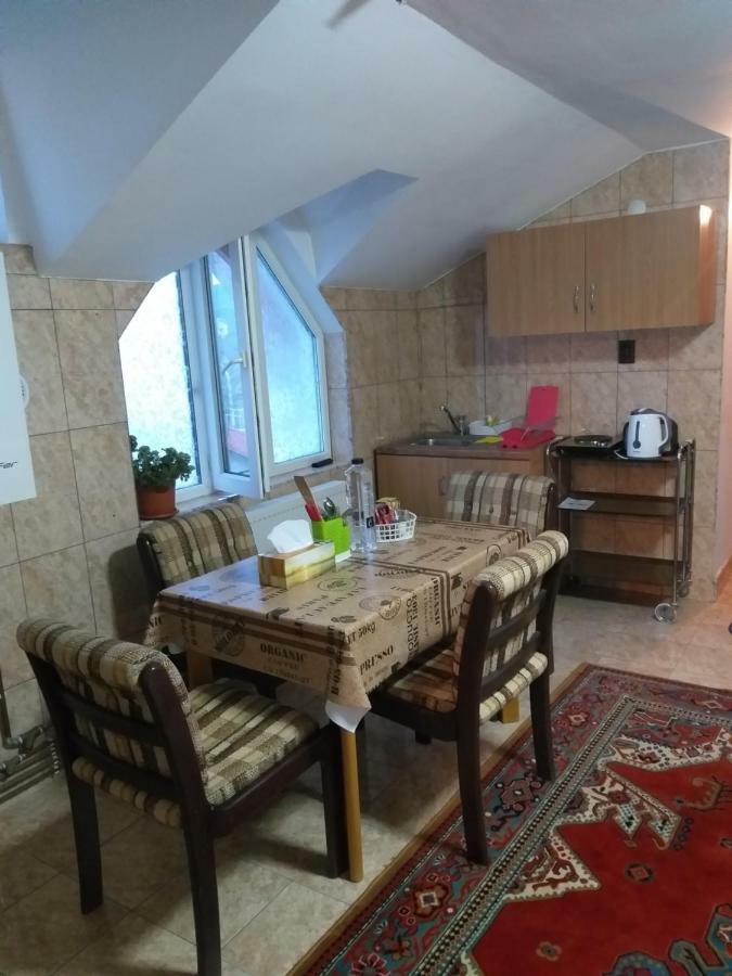 Apartament Basak 5 Daire Deva Dış mekan fotoğraf